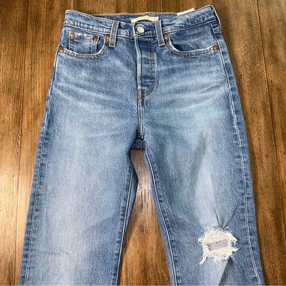 LEVI'S Premium Wedgie Straight Leg Ripped Blue Jeans Crop - Picture 6 of 10
